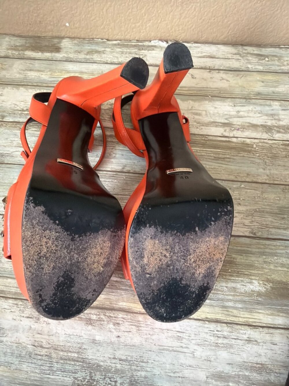 Authentic Gucci Malaga Kid Orange Leather Studded Heels EU40 US9/9.5 w/COA & Box - Picture 10 of 16